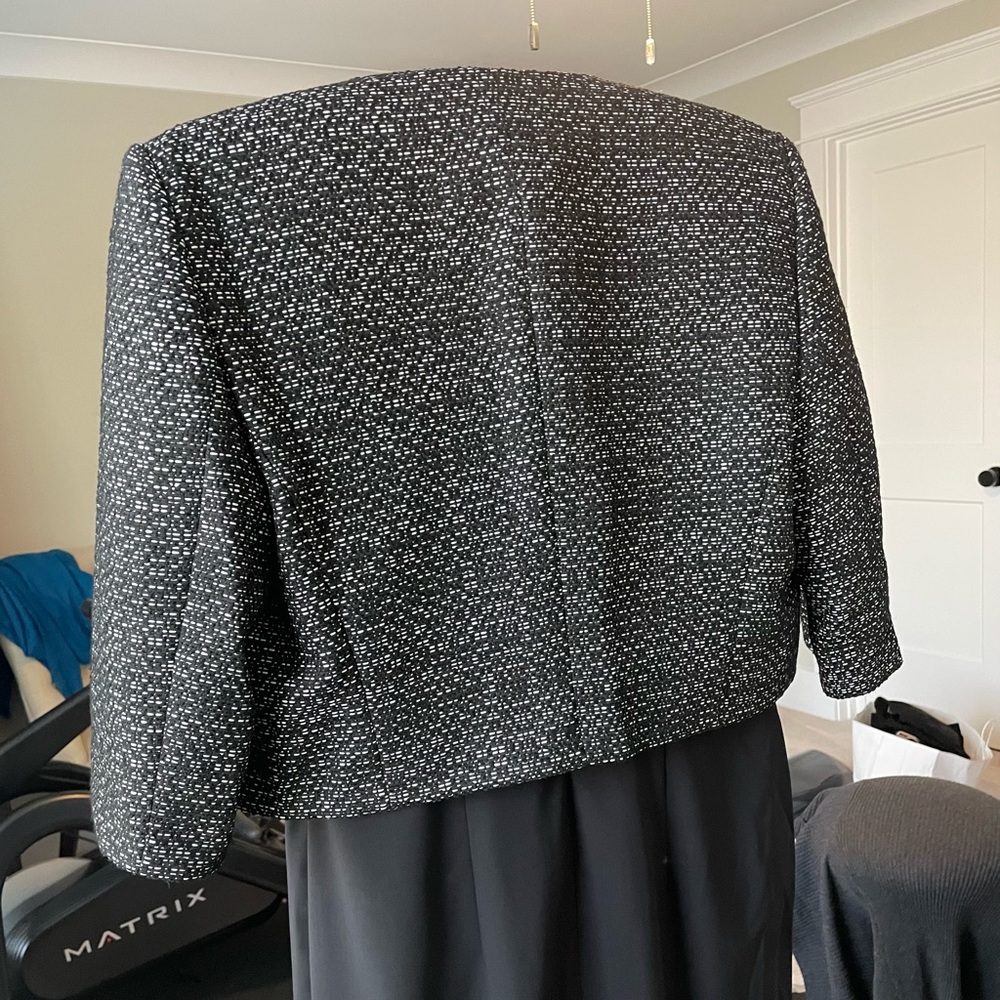 Hugo Boss Jacket - Picture 2 of 4